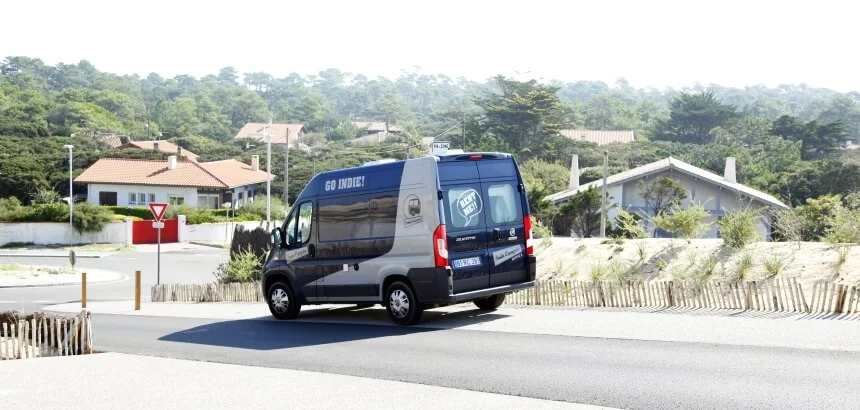 campervan mieten mit indie campers zum surfen in frankreich, spanien und portugal