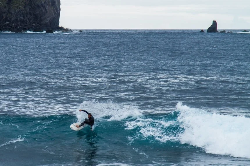 Mosteiros_surfer_Azoren surfen_São Miguel Mosteiros_surfer_Azoren surfen_São Miguel