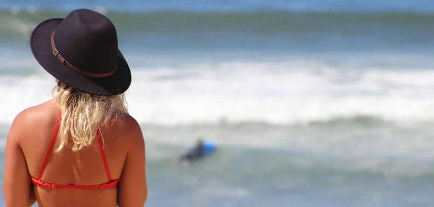 Sommer, Surf und Surf Bikini_das süße Surfer Leben am Meer Sommer, Surf und Surf Bikini_das süße Surfer Leben am Meer