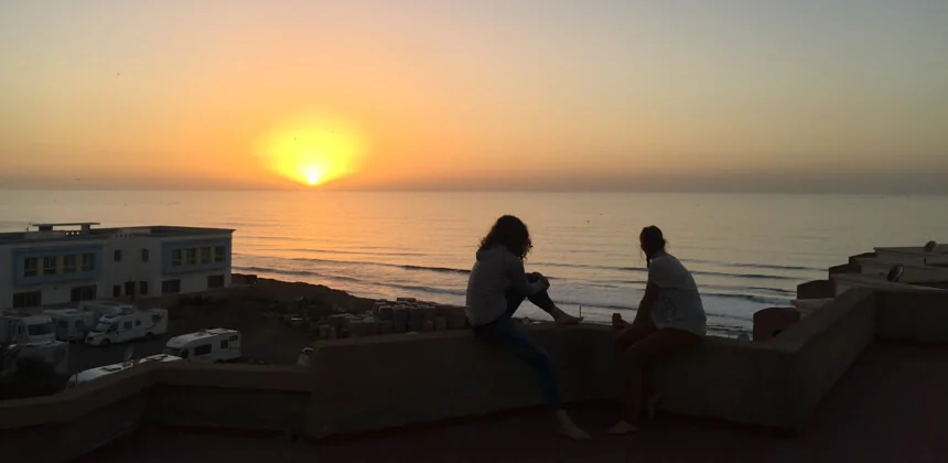 Sunset von der Dachterasse im Camino Surfcamp Marokko Sunset von der Dachterasse im Camino Surfcamp Marokko