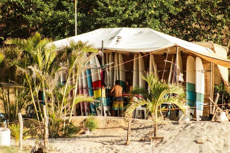 Nicaragua Surfboard Rental an der Beginner Bay in Popoyo