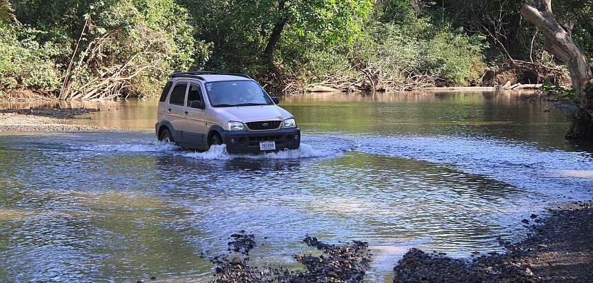 In Costa Rica surfen_Mit dem Auto