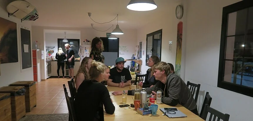 Spieleabend im Surfcamp Corralejo