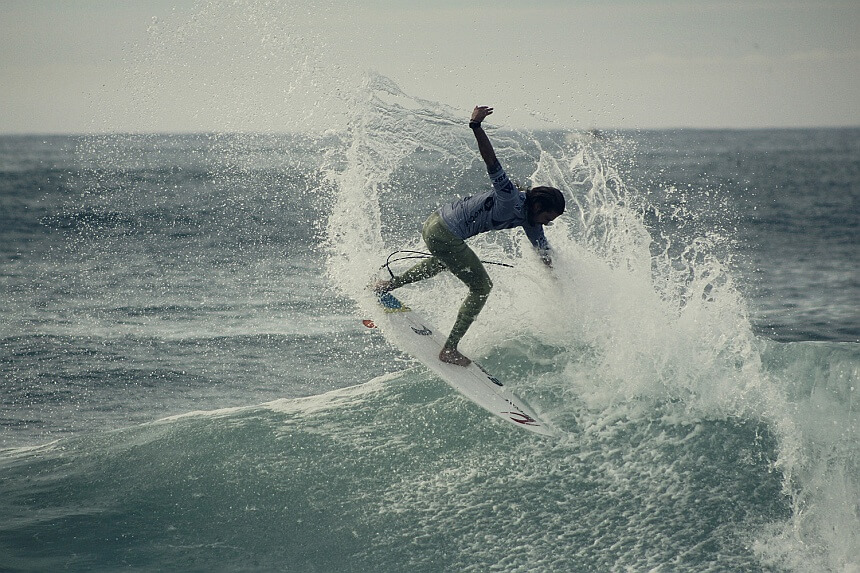 Surffotografie von Denise Yahrling_ Hier vom Rip Curl Pro Contest in Portugal