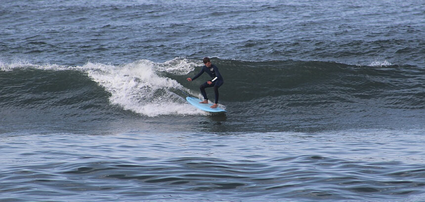 Grüne Wellen surfen