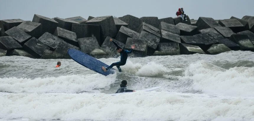 In Holland surfen-scheveningen noord longboard