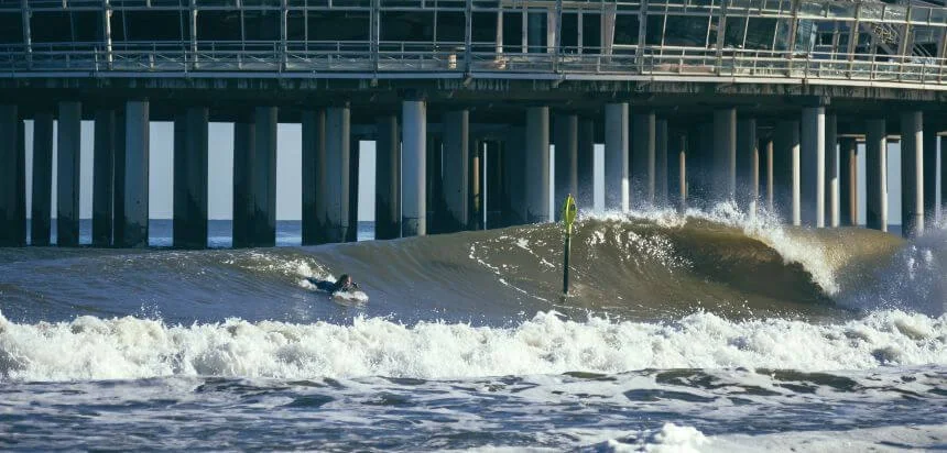 Nicht schön, aber gut_Scheveningen Pier Barrels_Holland wellenreiten