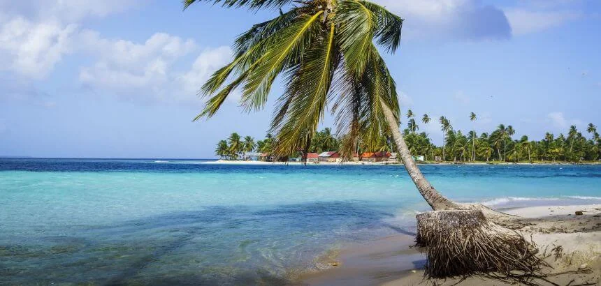 Die beste Zeit um in Panama surfen zu gehen ist im Winter