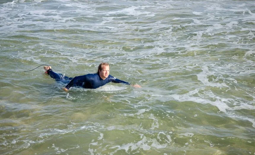 Wasser im Ohr ist bei Surfern das erste Anzeichen fürs Surfers Ear