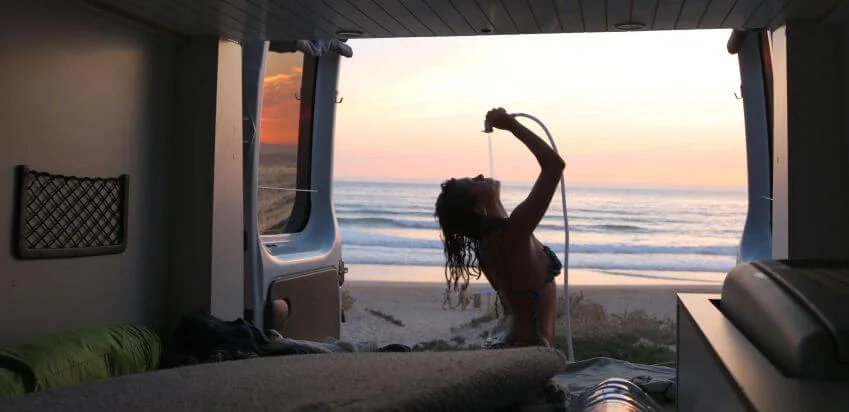 Indie Camper mit Dusche Indie Camper mit Dusche