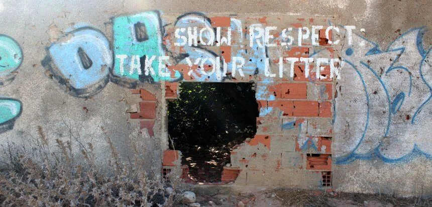 Show respect take your litter_Algarve_Wildcampen in Portugal Show respect take your litter_Algarve_Wildcampen in Portugal
