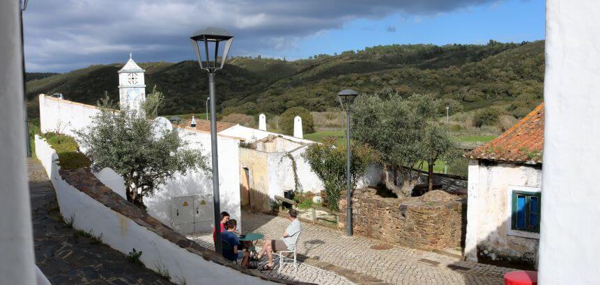 Die rustikalen Häuser in Aldeia da Pedralva haben Charme