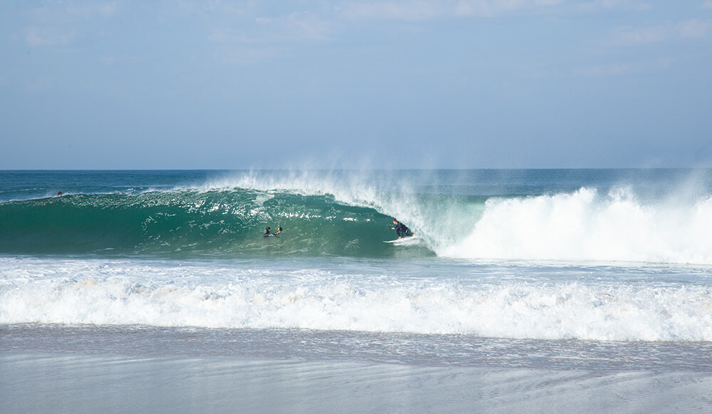 Barrel Jagd am Profi Spot La Graviere bei Hossegor