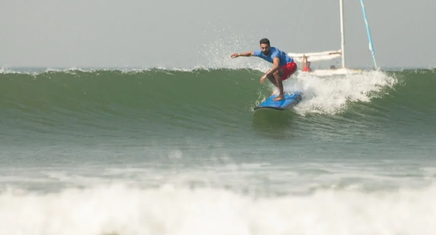 Surfen in Arambol im Norden Goas Surfen in Arambol im Norden Goas