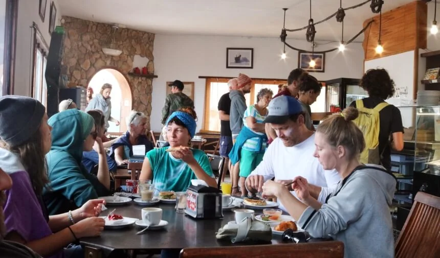 Gemeinsame Snack Pause im Café El Goloso in El Cotillo Gemeinsame Snack Pause im Café El Goloso in El Cotillo