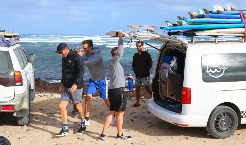 Mit dem Surf Institute Fuerteventura an der North Shore Mit dem Surf Institute Fuerteventura an der North Shore