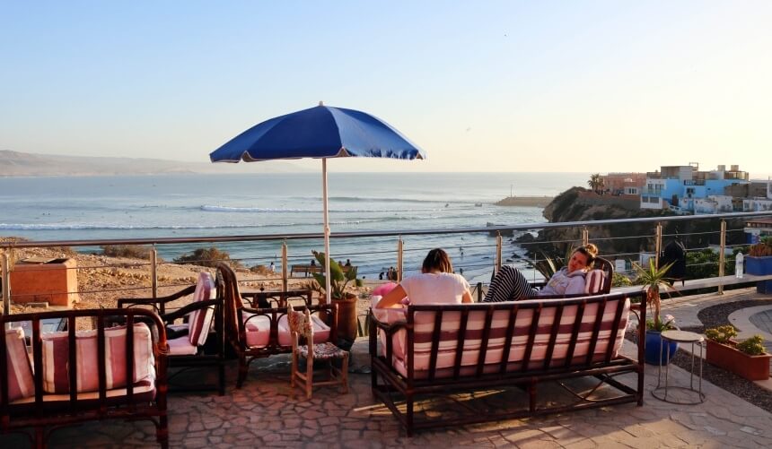 Ausblick auf den Spot von einer der Terrassen im Olo Surfcamp Imsouane