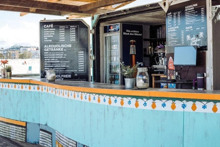 Mediterrane Beachbar in Warnemünde
