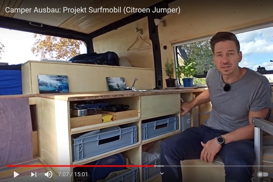 Camper Ausbau: So erfüllst du dir den Traum vom eigenen Surfmobil