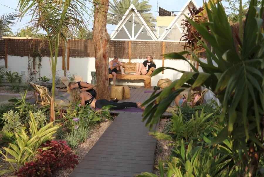 Der Garten im Dreamsea Surfcamp in Corralejo Der Garten im Dreamsea Surfcamp in Corralejo