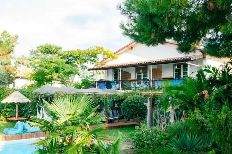 Camphaus der Pura Vida Lodge in Mimizan Plage