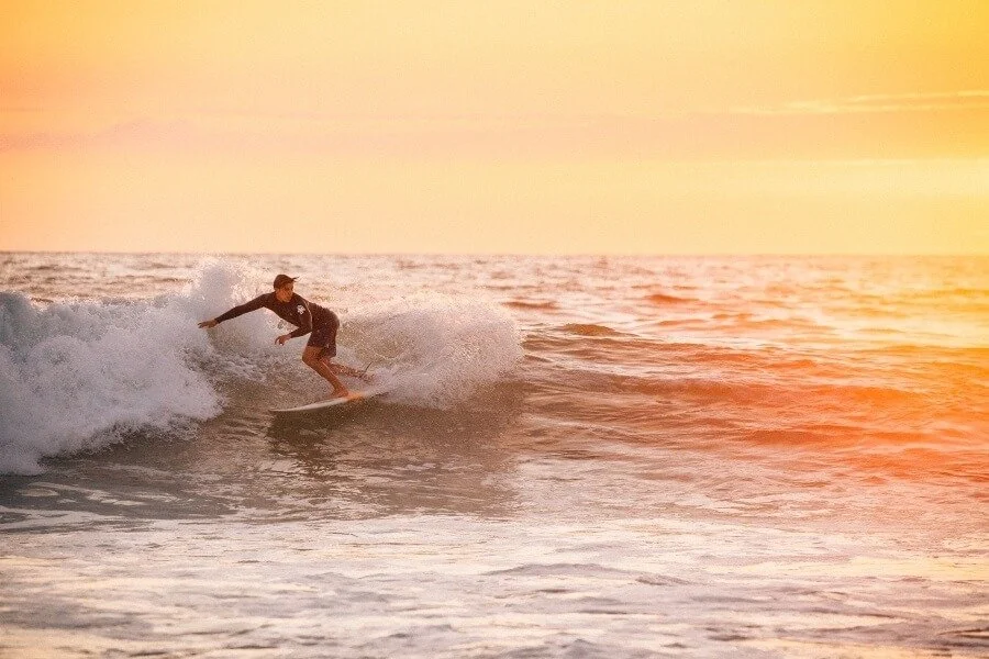 In Frankreich Surfen - der Surfguide für Anfänger und Fortgeschrittene Surfen in Frankreich ist Sommerfeeling pur