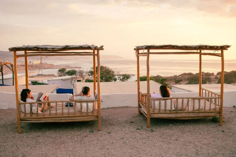 Aussicht vom Chill Out Bereich aufs Meer vom Dreamsea Surfcamp Marokko in Imsounae