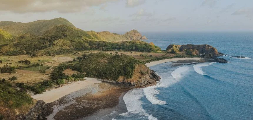 Die Surfspots auf Lombok sind ein Traum für Surfer