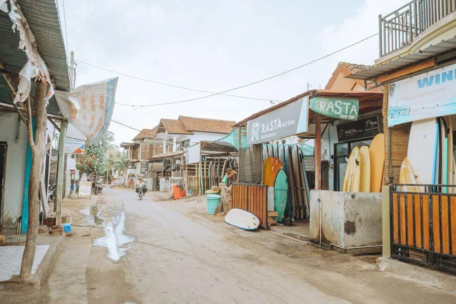 Gerupuk auf Lombok ist ein schöner Ort für Surfer
