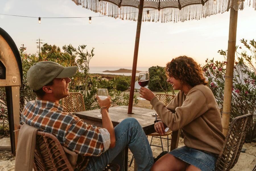 Abendsitimmung mit Blick vom Dreamsea Surfcamp Alentejo auf die Pfirsichbauminsel -  Ilha do Pessegueiro
