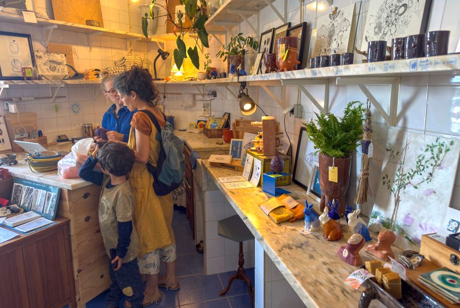Kunst- und Souvenirladen in der Algarve - Montra Torta in Vila do Bispo