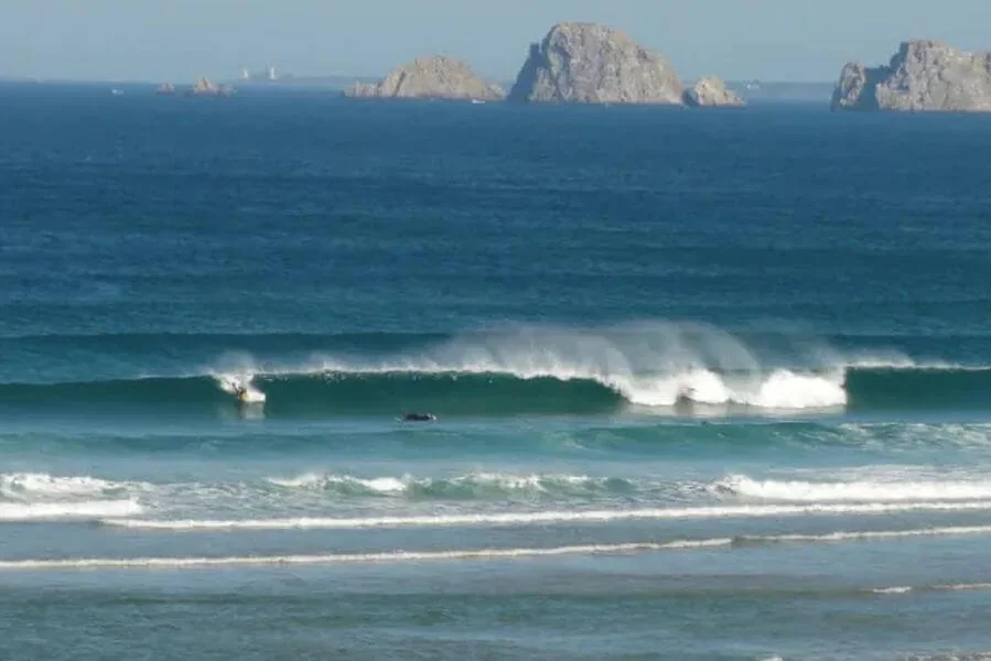 Surfspot Lostmarc´h im Westen der Bretagne ist ein Traum für alle, die im Norden von Frankreich surfen wollen