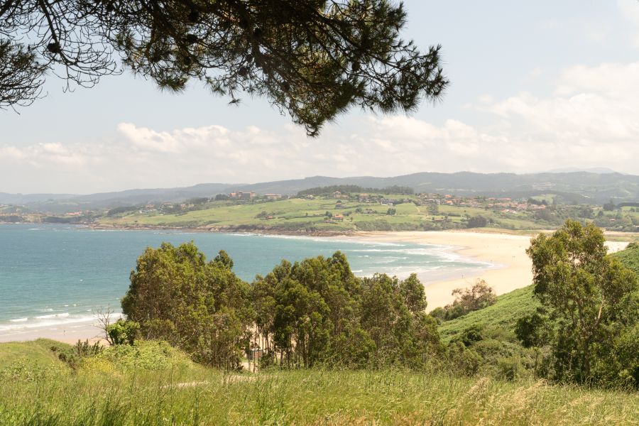 Playa de Oyambre im nordspanischen Kantabrien