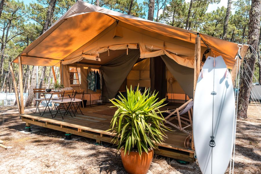 Safari Zelt im Familien Surfcamp St Girons in Frankreich